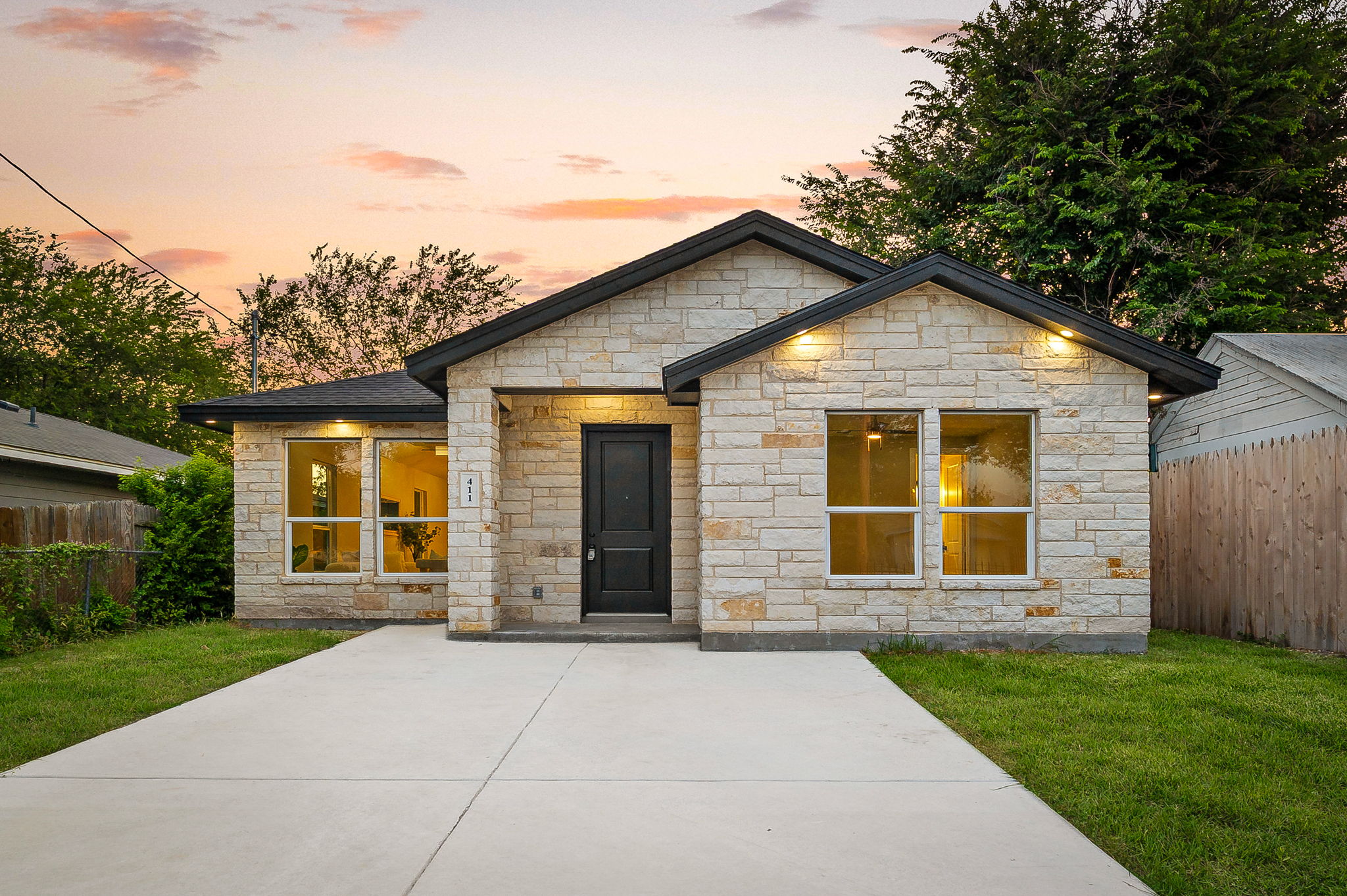 411 Moselle, San Antonio, TX 78237