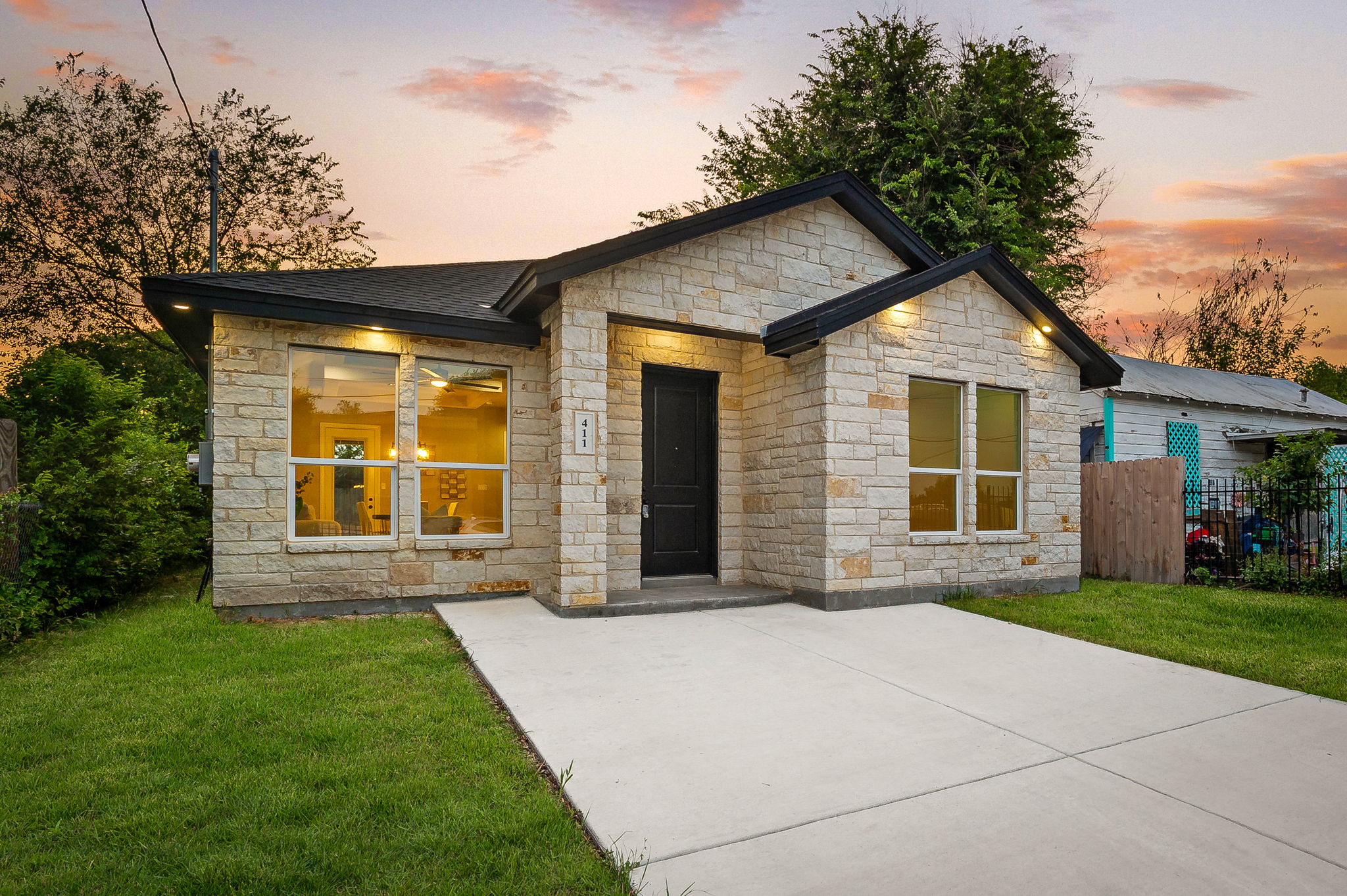 411 Moselle, San Antonio, TX 78237
