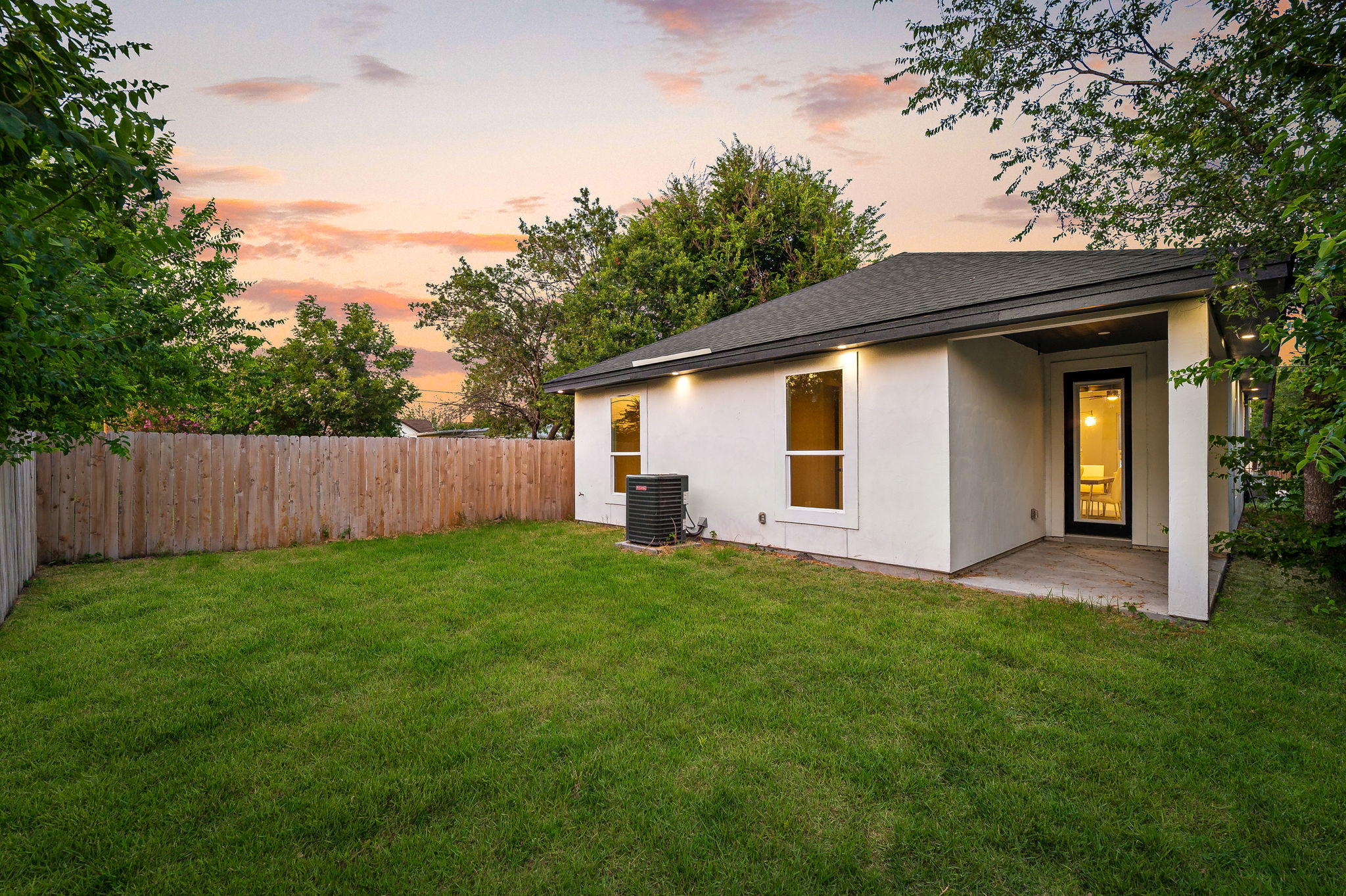 411 Moselle, San Antonio, TX 78237