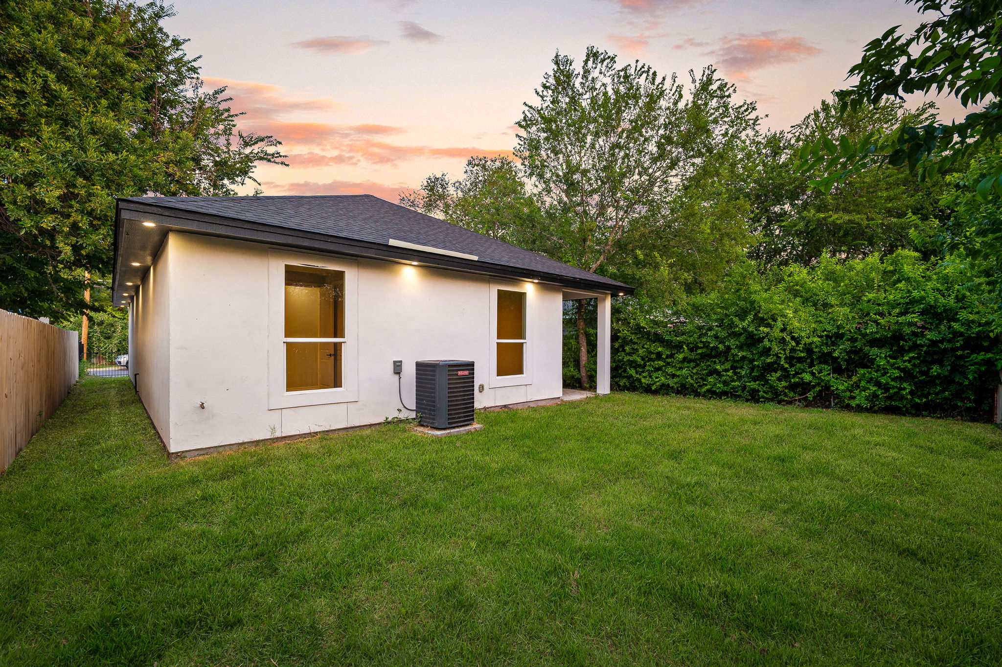 411 Moselle, San Antonio, TX 78237